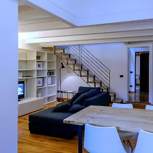 Mezzanine Dell'orto By 360rentals , Florence Italy